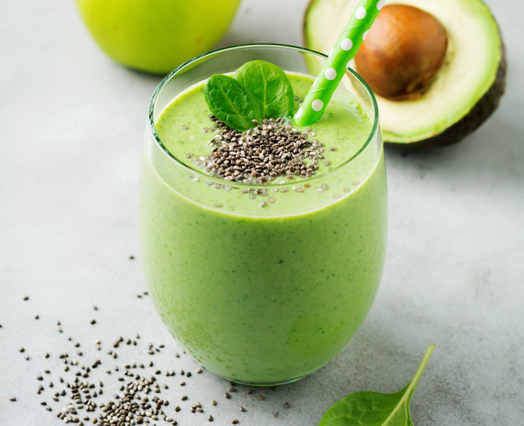 Smoothie avocat chanvre citron